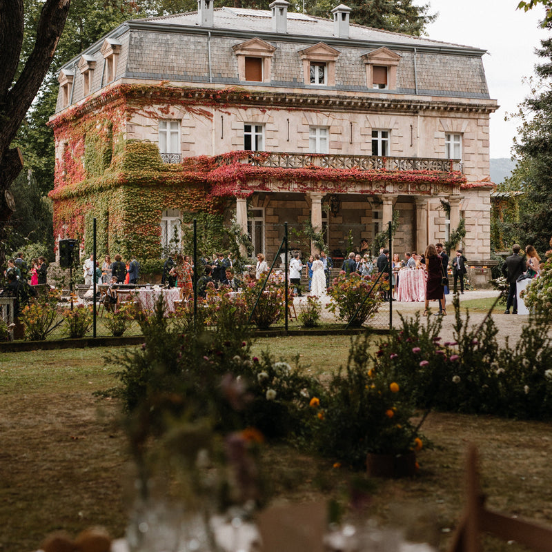 Una boda inolvidable en Cantabria con la magia de las flores
