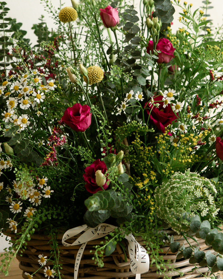 Cesta de flor silvestre