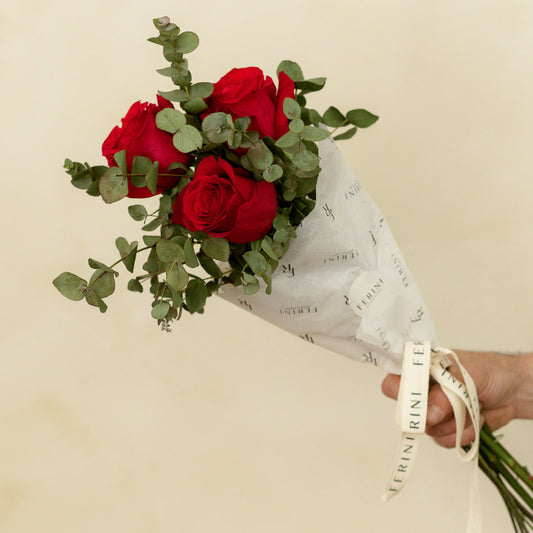 Detalle rosa de color rojo